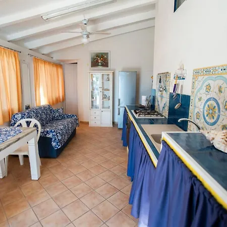 Saba شقة لامبيدوزا